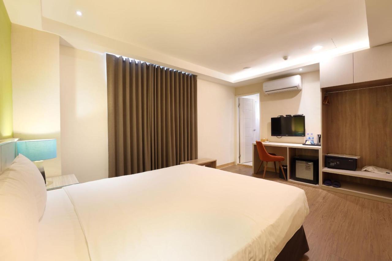 Tc Hotel - Hualien Zhongxiao Esterno foto