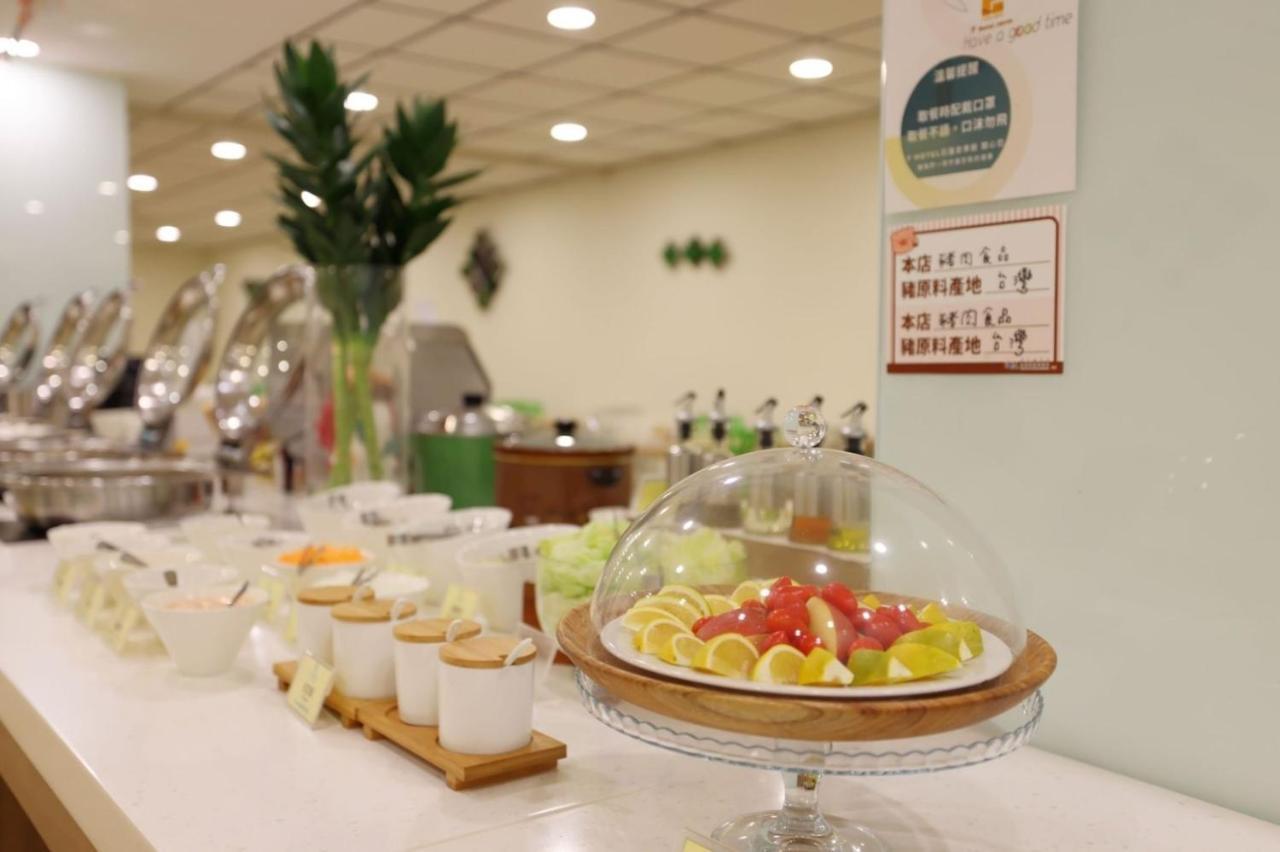 Tc Hotel - Hualien Zhongxiao Esterno foto