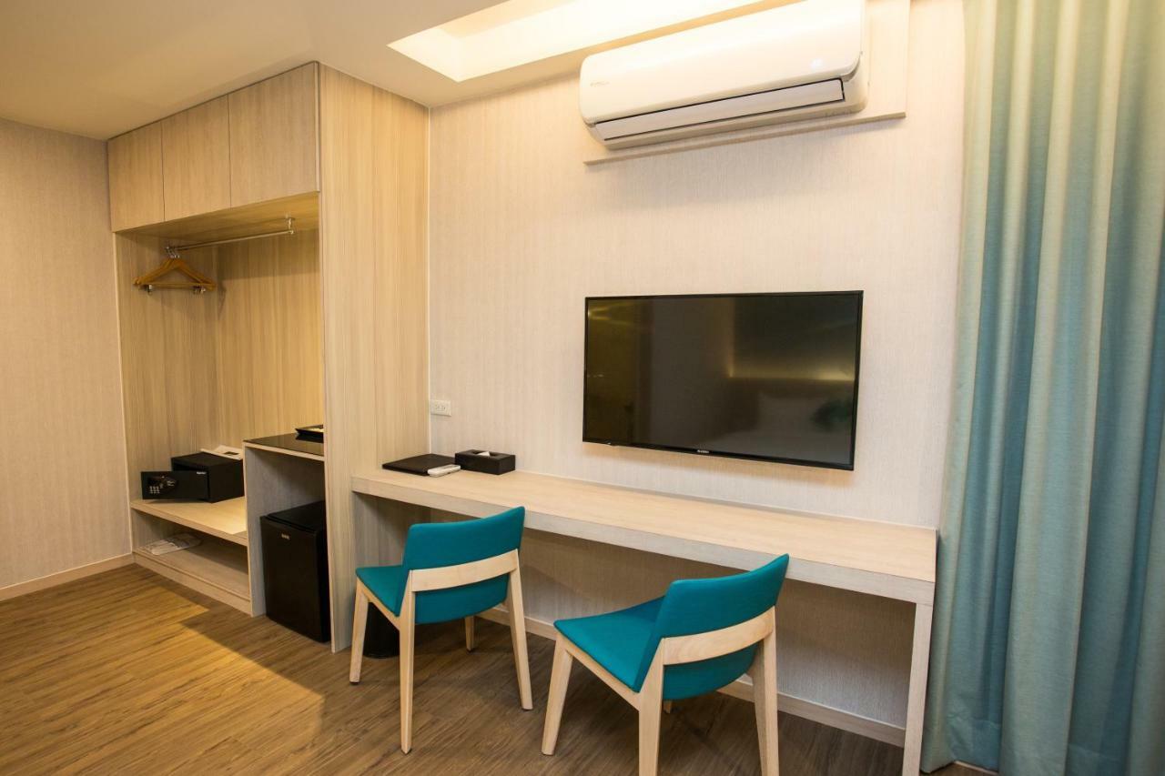 Tc Hotel - Hualien Zhongxiao Esterno foto